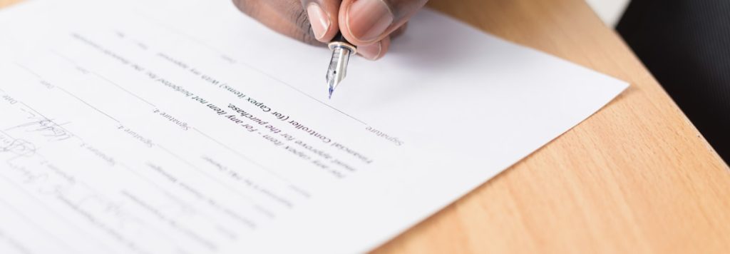 Firma de una operación cerrada tras fijar un precio de salida ajustado al mercado